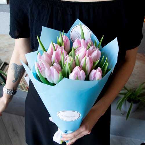 Букет из 15 тюльпанов "Династия" (От 8 букетов)