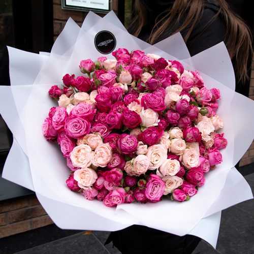 Букет из 51 "Бомбастик Консилье" White