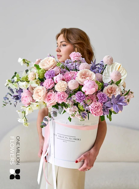 картинка Коробка "Монта Романо" Grand от магазина Одежда+